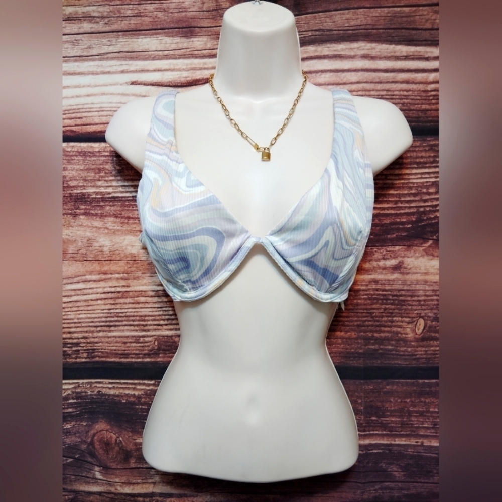 Hollister Womens Swirl Bikini Top! Size XL